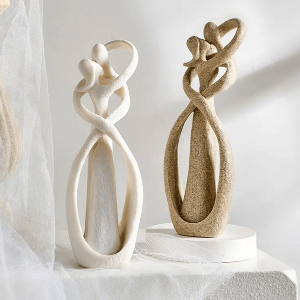 Abstrakte Skulptur der Liebe – Dekoratives Kunstobjekt mit symbolischer Bedeutung | Restfield