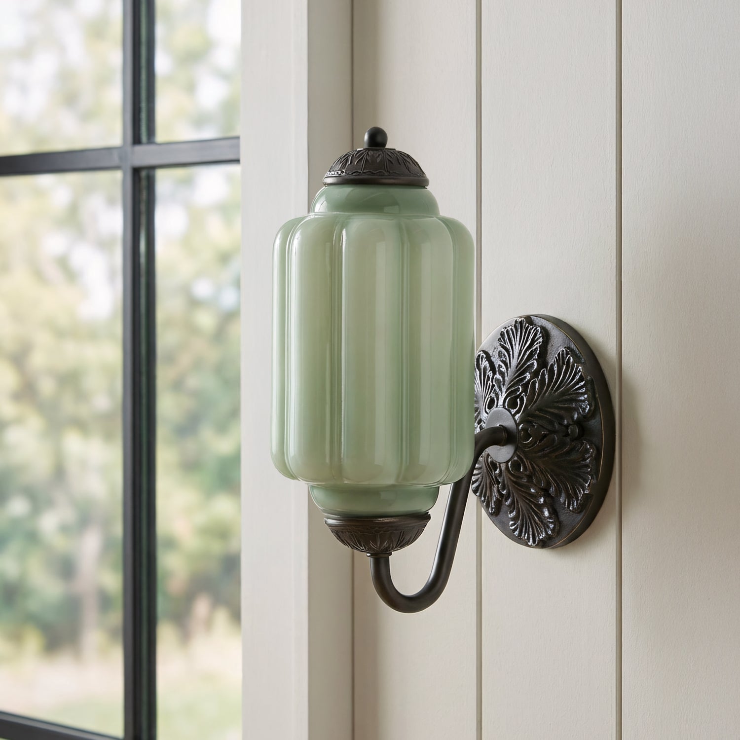 Vintage Wandlamp met Melkglas en Geolied Messing – Klassieke Retro Verlichting voor Hal, Slaapkamer, Woonkamer | Sansoti