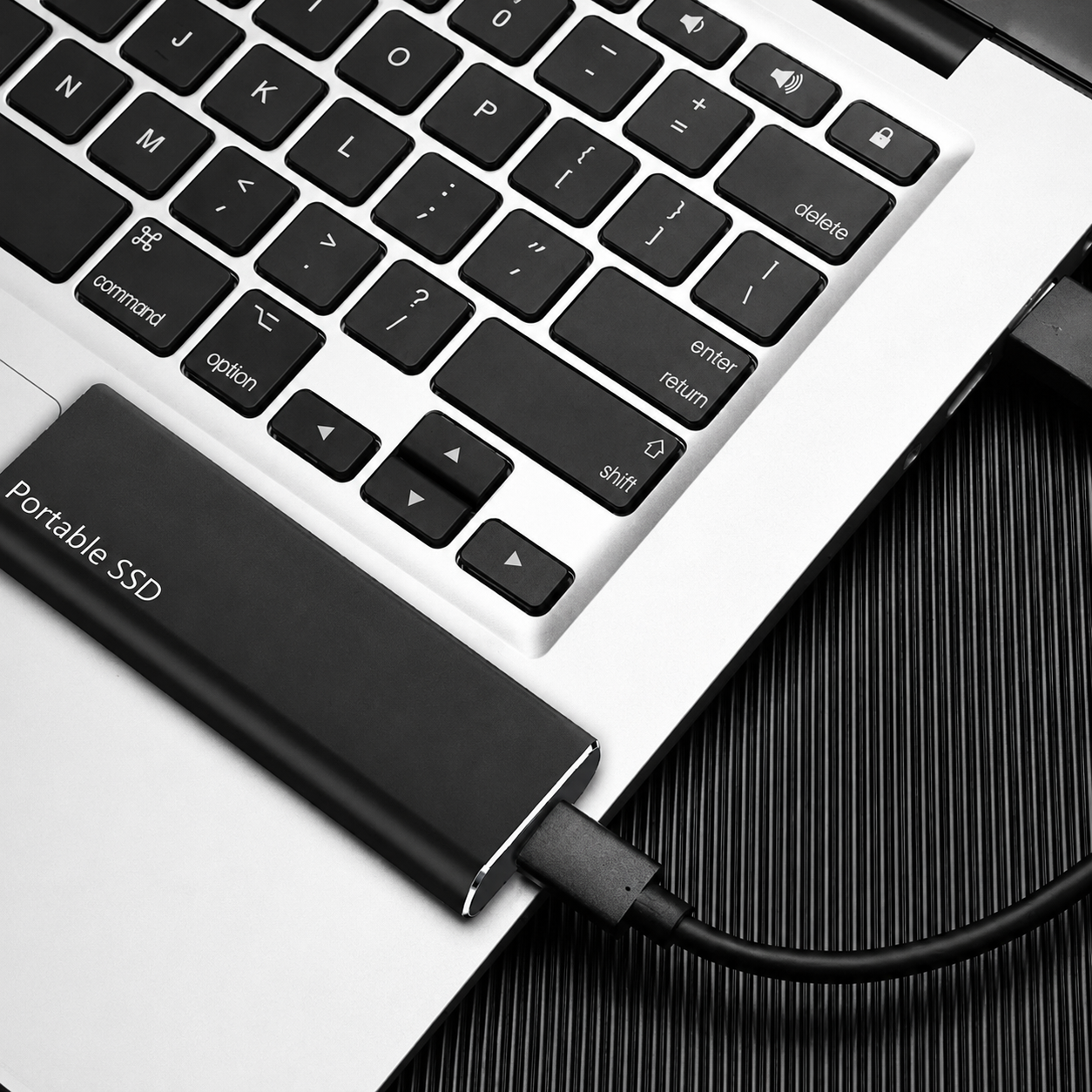 External Portable Storage Drive 4TB USB-C Data Storage Compact Hard Drive | Sansoti