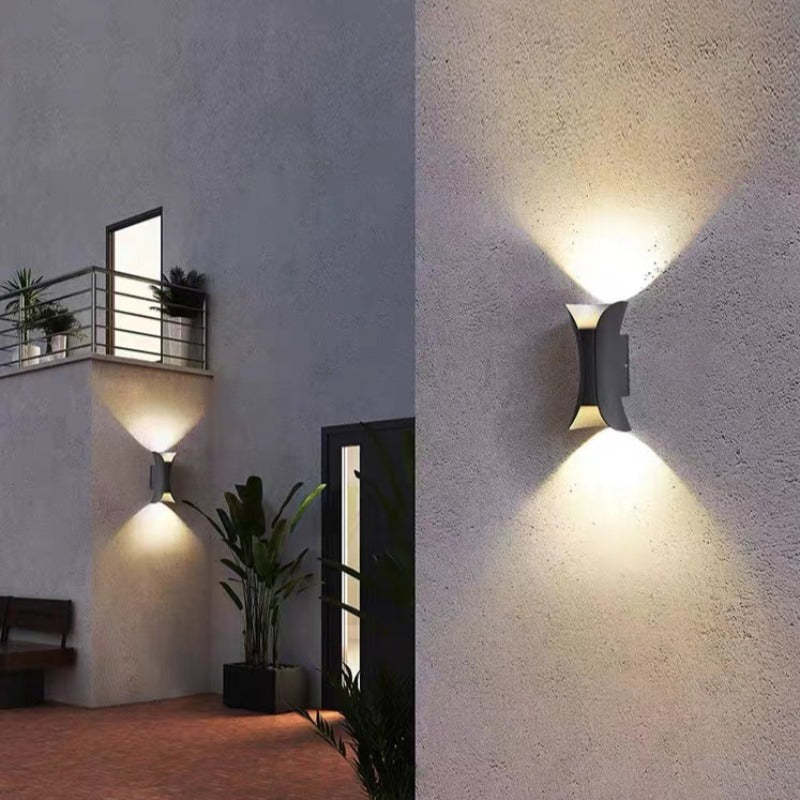 Applique Murale Extérieure Métal Noir Blanc LED Design Moderne Jardin Terrasse Entrée Façade Ambiance | Restfield