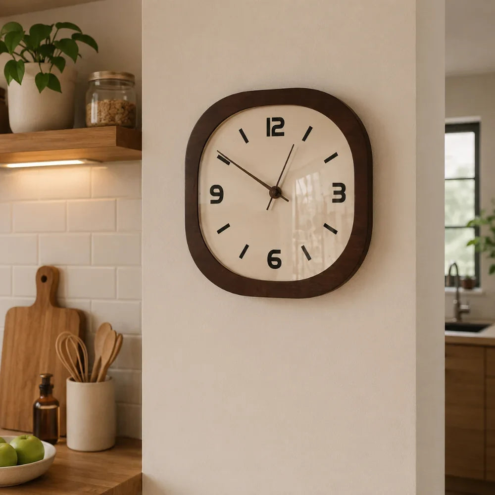 Wandklok Rond Analoog Stille Quartz 30-40cm Crème Bruin Houtlook Vintage Minimalistisch Design Woonkamer | Sansoti