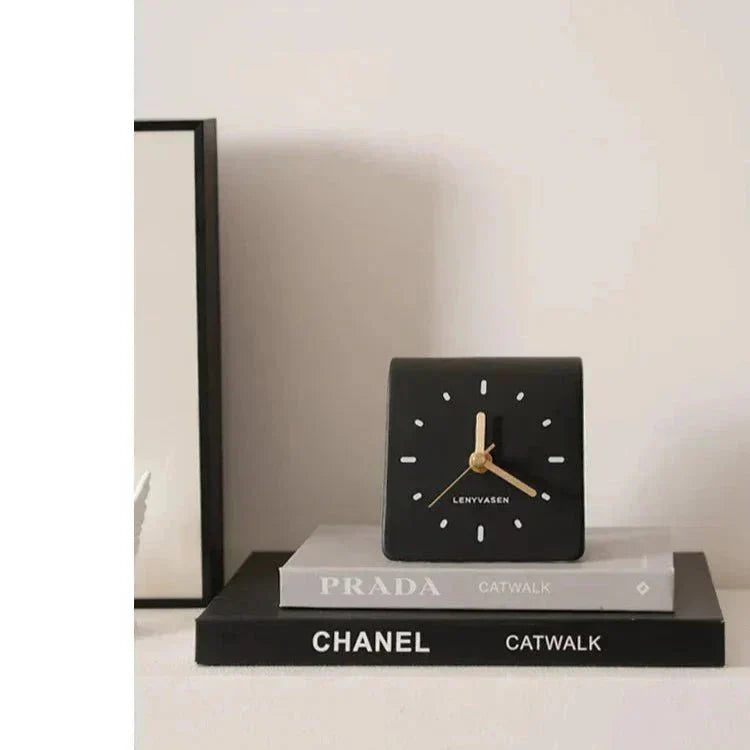 Keramische Bureauklok Met Stil Quartz Uurwerk Voor Bureau En Nachtkastje | Sansoti