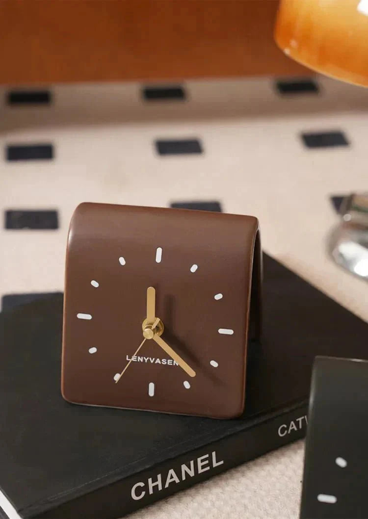 Keramische Bureauklok Met Stil Quartz Uurwerk Voor Bureau En Nachtkastje | Sansoti