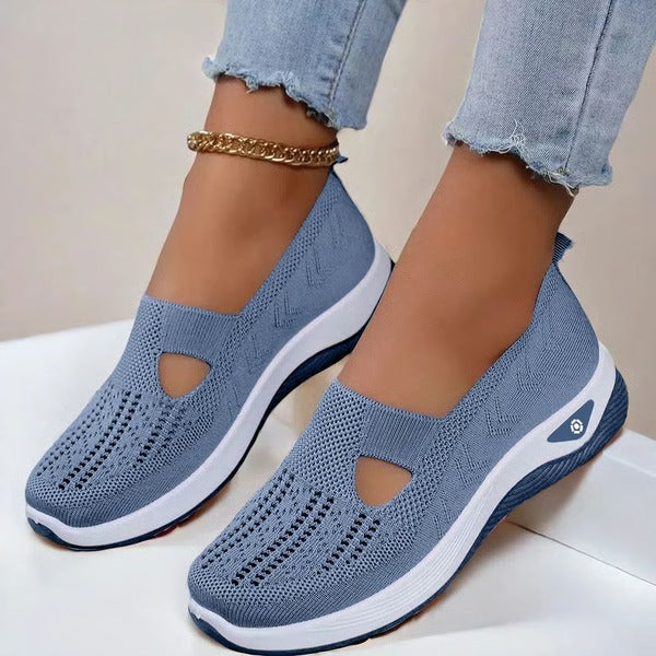 Chaussures respirantes pour femmes avec semelle souple et antidérapante, offrant adhérence et confort aux personnes âgées pour la marche quotidienne et les loisirs | Sansoti