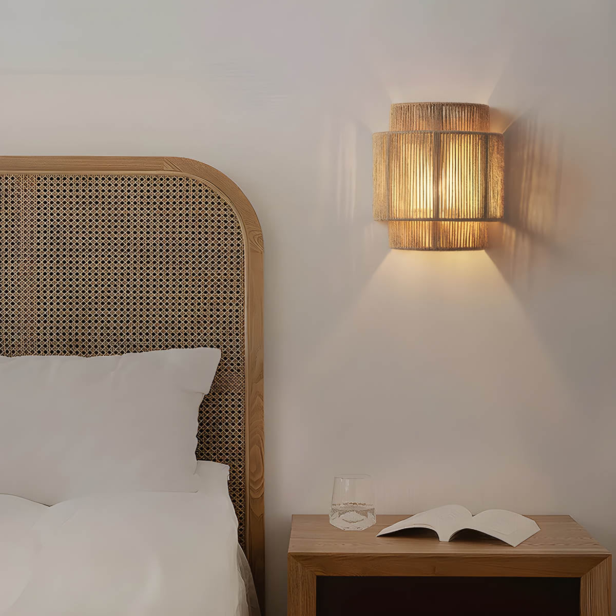 Applique murale en corde tressée en matériau naturel, lumière douce et chaleureuse, style moderne et rustique, pour salon et chambre à coucher | Sansoti