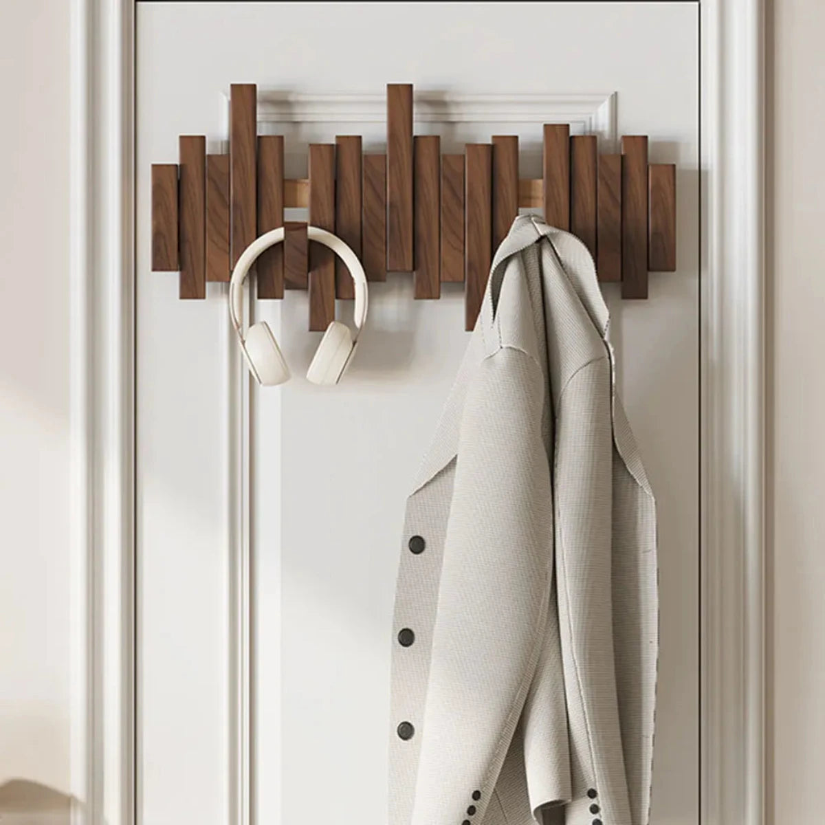 Houten Wandkapstok met Meerdere Haken Walnoot of Beuken Moderne Wandgarderobe voor Hal Slaapkamer en Gang | Sansoti