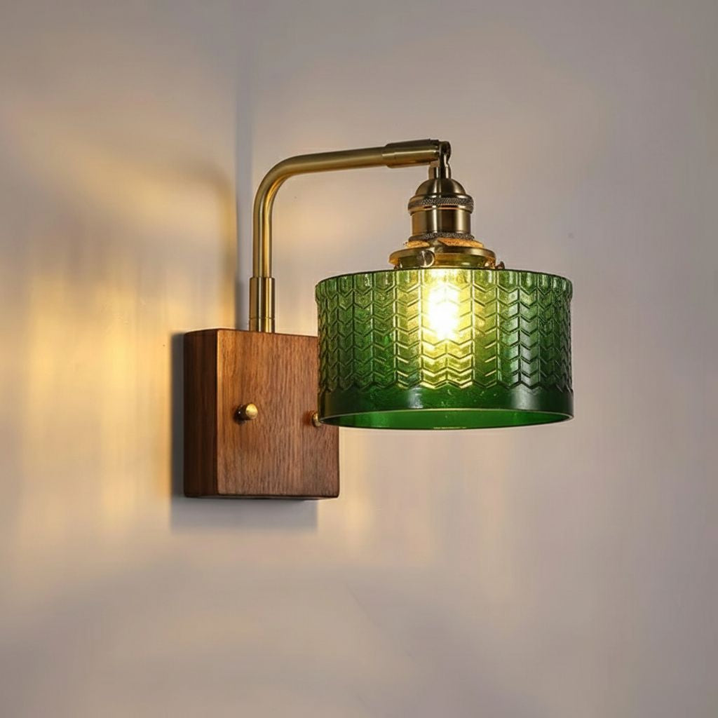 Elegante Wandlamp Groen met Houten Basis & Glazen Kap – Uniek Schubbenmotief voor Sfeervolle Verlichting | Sansoti