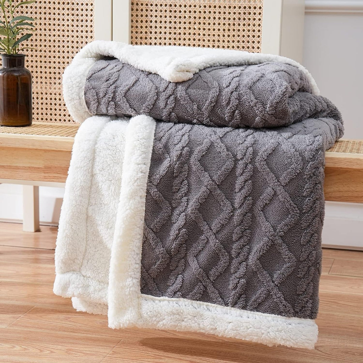 Sherpa Fleece Throw Double-Sided Soft Warm Plush Blanket for Bed Couch Sofa All Seasons Comfortable | Sansoti
