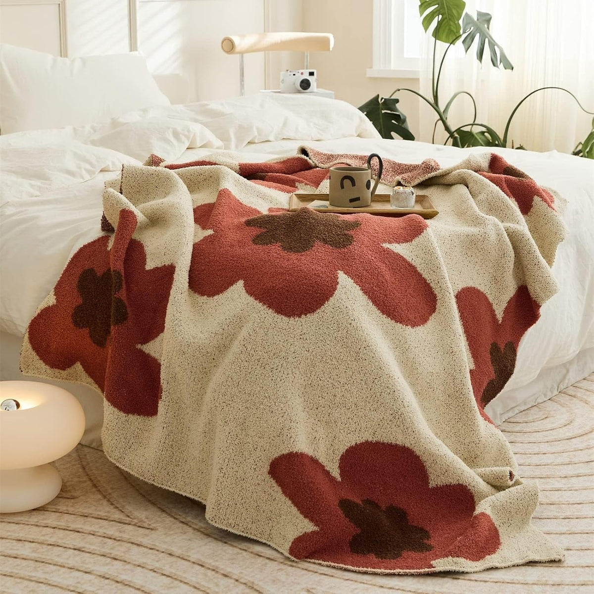 Plaid tricoté à motif floral 120x150cm – Couverture douce au design scandinave pour canapé, lit et salon | Sansoti