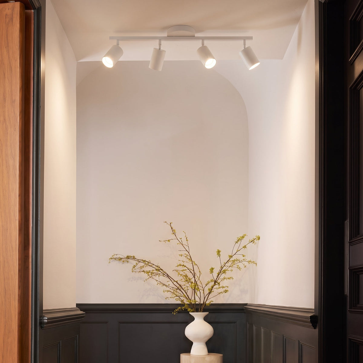 Plafonnier à 4 spots réglables, aluminium noir et blanc, douilles GU10, éclairage pour salon et cuisine, style moderne | Sansoti
