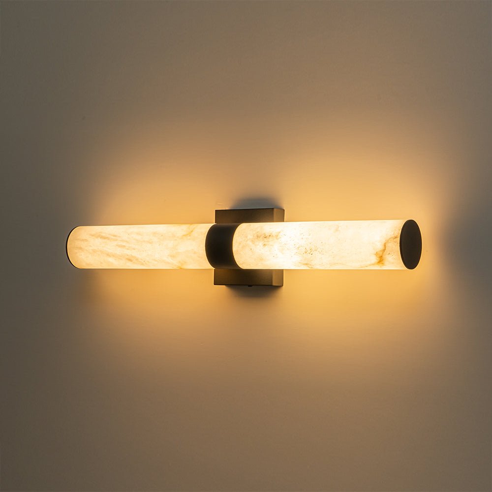 Lineaire LED Wandlamp met Albast – Moderne Badkamerverlichting in Messing of Zwart – 60cm Dimbaar 3000K | Sansoti