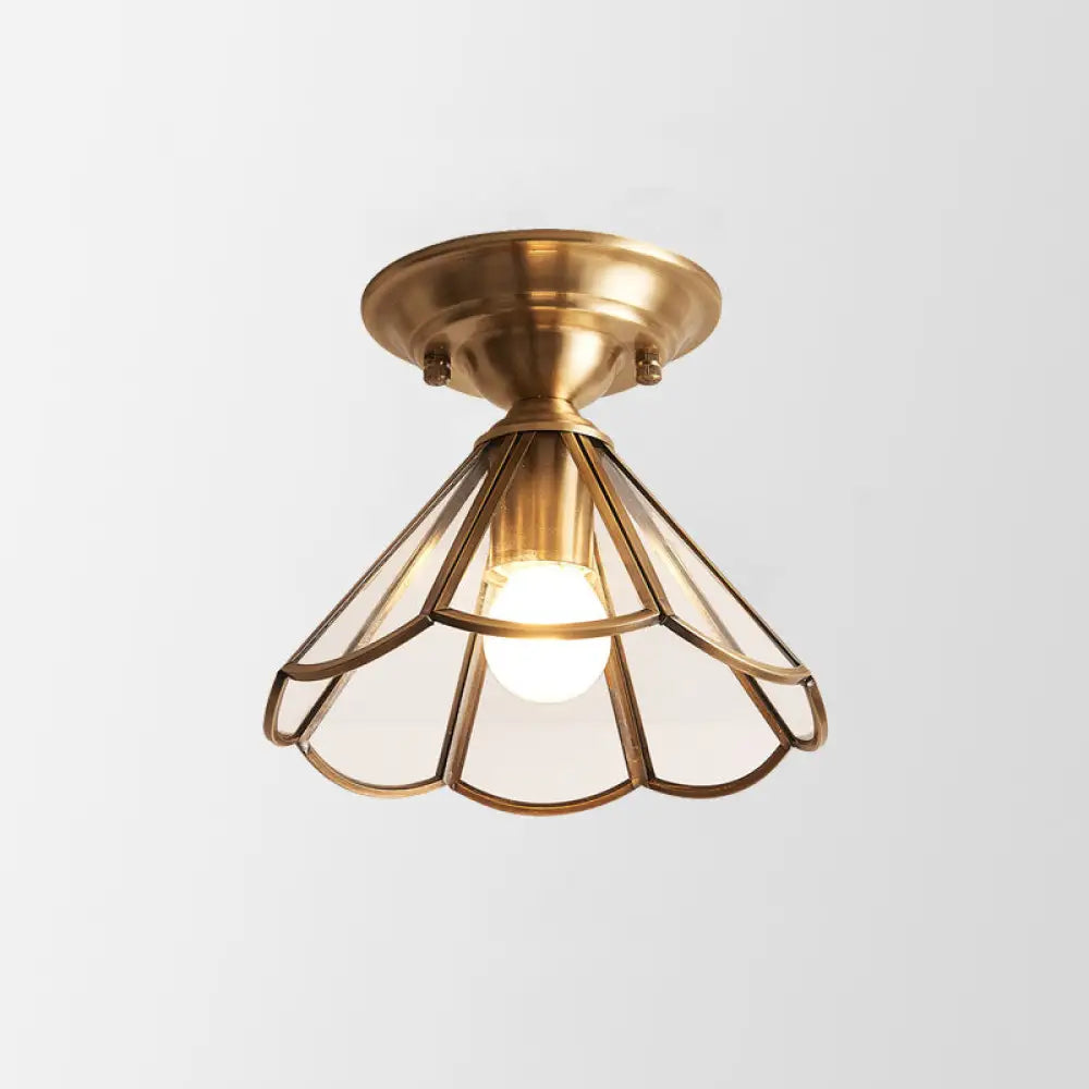 Minimalistisch Messing Plafondlamp met Geschulpte Metalen Kap – Compacte Halfsemi Plafondverlichting voor Hal en Slaapkamer | Sansoti
