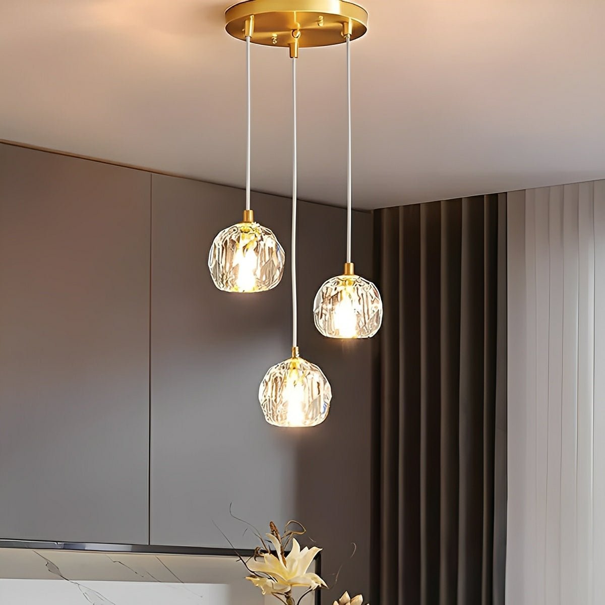 Moderne Minimalistische Luxe Messing Kristallen Hanglamp Met Verstelbare Hoogte En LED Verlichting | Sansoti