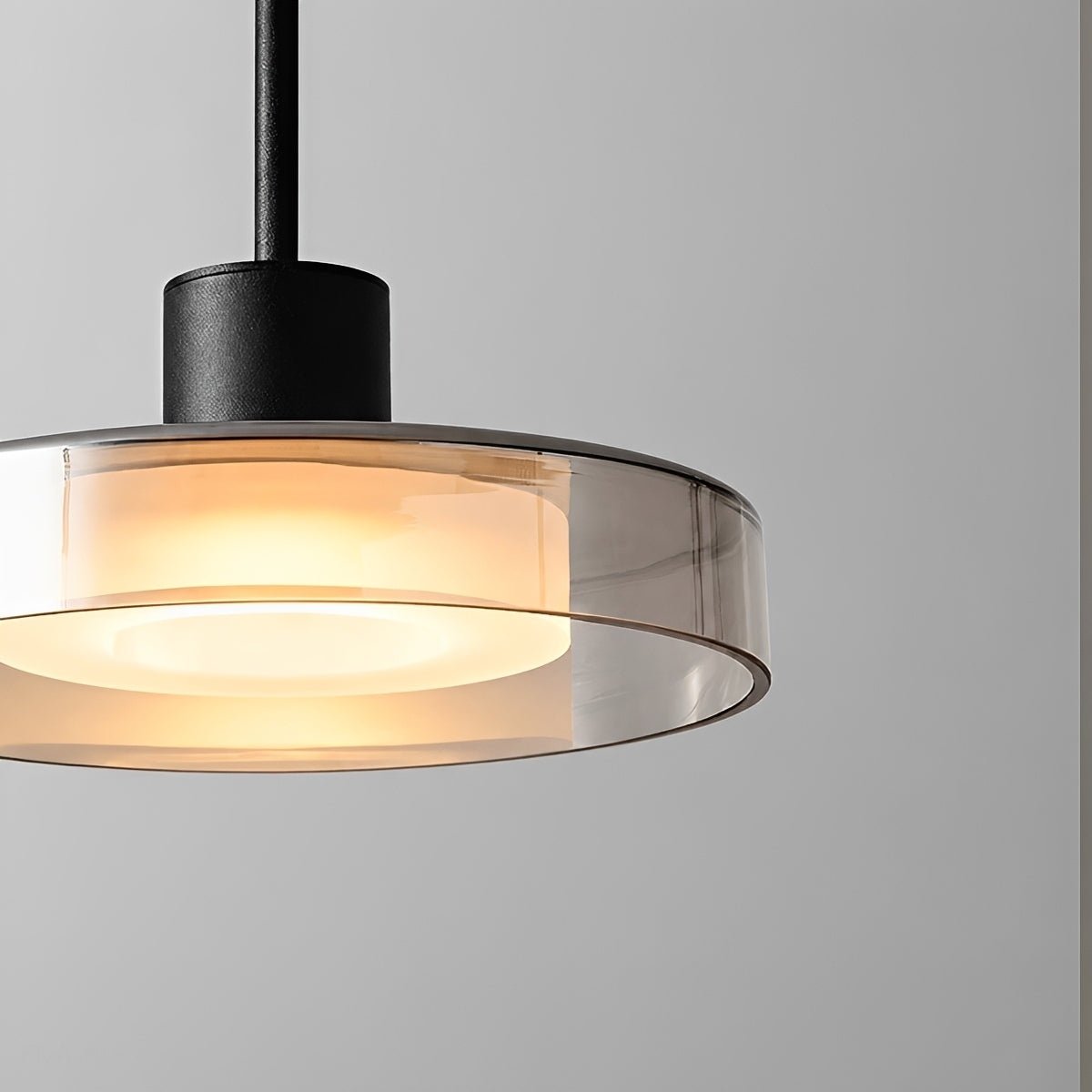 Szklana lampa wisząca o minimalistycznym designie, regulowanej wysokości i aluminiowej konstrukcji, oświetlenie LED do jadalni i salonu | Sansoti