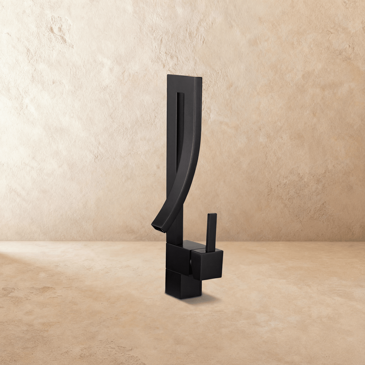Moderne Design-Waschtischarmatur mit offenem Auslauf und geradliniger Geometrie | Restfield