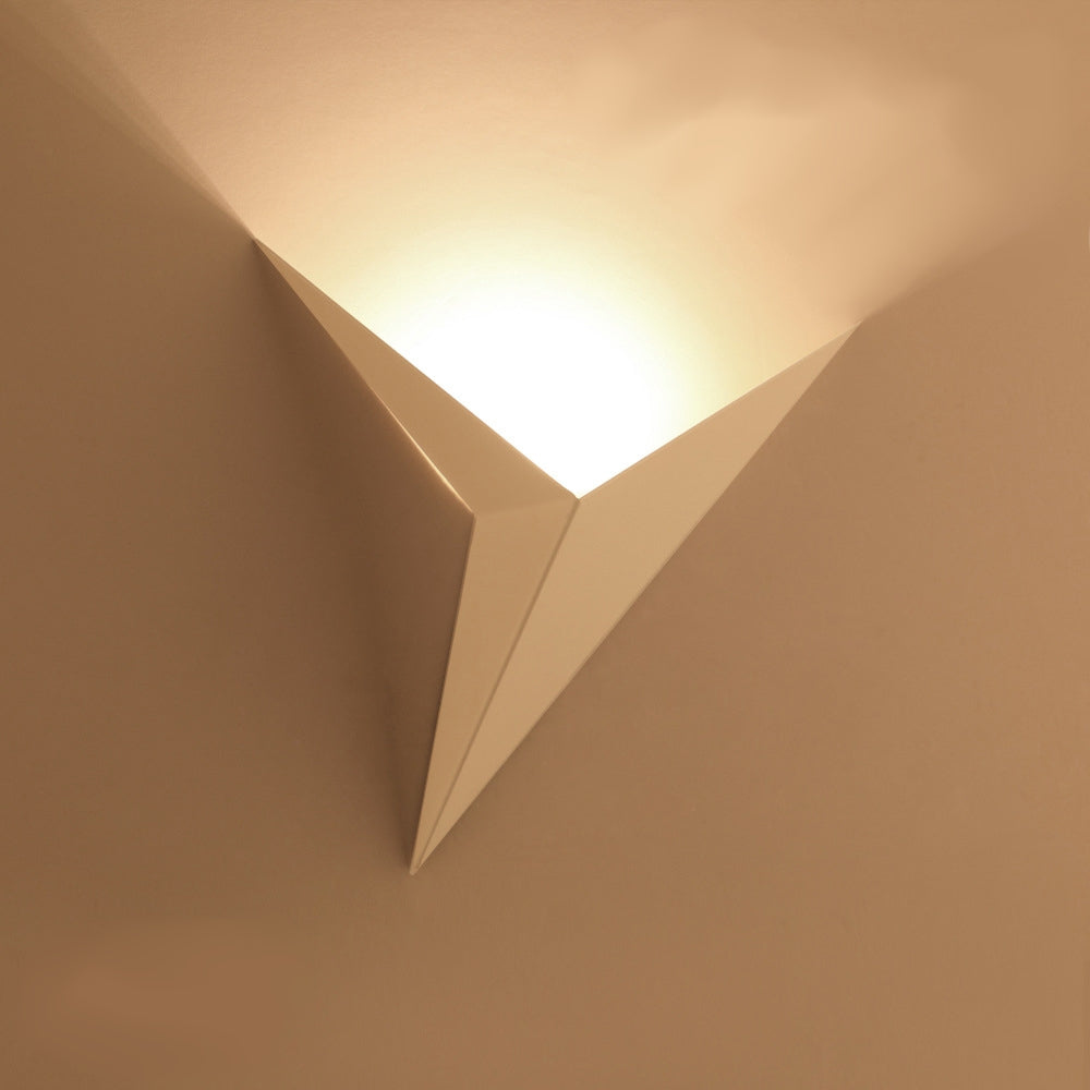 Geometrische Wandlamp Driehoek LED Dimbaar Nordic Design Zwart Wit Goud Verlichting Woonkamer Slaapkamer | Sansoti