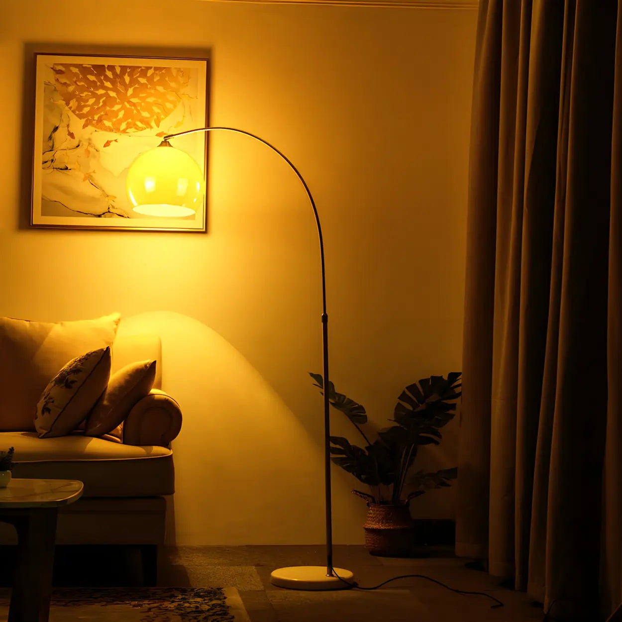 Lampadaire moderne en arc avec abat-jour en dôme acrylique et structure métallique de 220 cm de haut pour salon et coin lecture | Restfield
