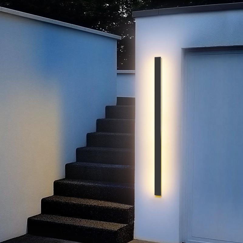 Moderne wasserdichte lineare Außenwandleuchte mit LED und IP65 Schutz | Restfield