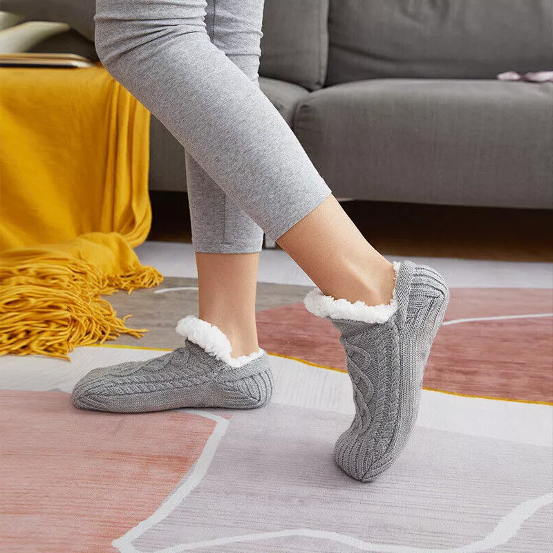 Warm Non-Slip Women's House Socks with Fleece Lining and Grip System for Winter Days at Home Sleeping Comfort | Sansoti