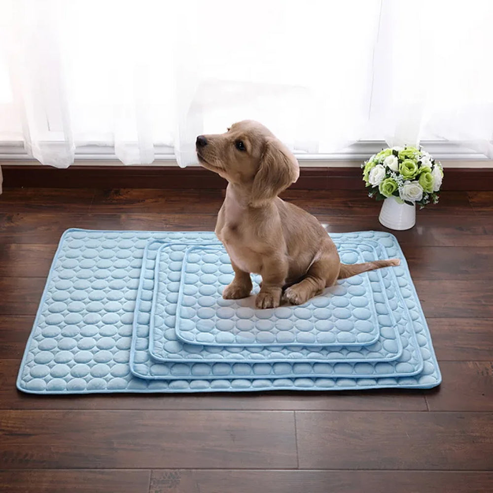 Self-Cooling Pet Mat with Temperature Regulation, No Power Required, Gel-Free, Washable, Comfortable for Dogs and Cats | Sansoti