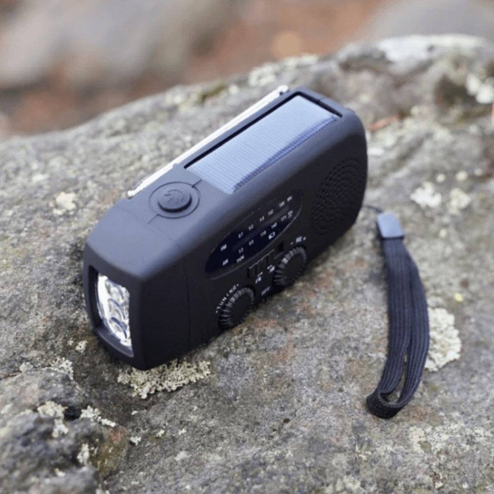 Noodradio met Handdynamo, Zaklamp & Powerbank | AM/FM Radio op Zonne-energie