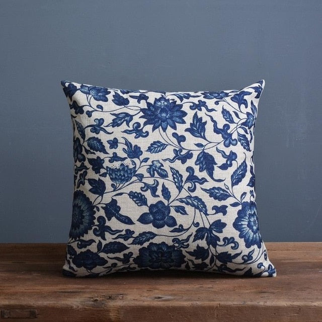 Housse de coussin en porcelaine bleue avec motif chinois classique et aspect lin | Restfield