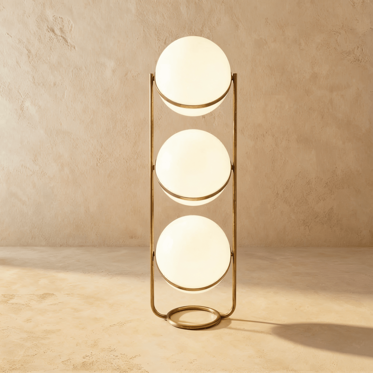 Rasu Minimalistische Stehlampe aus massivem Stahl mit stabilem Fuß | Restfield