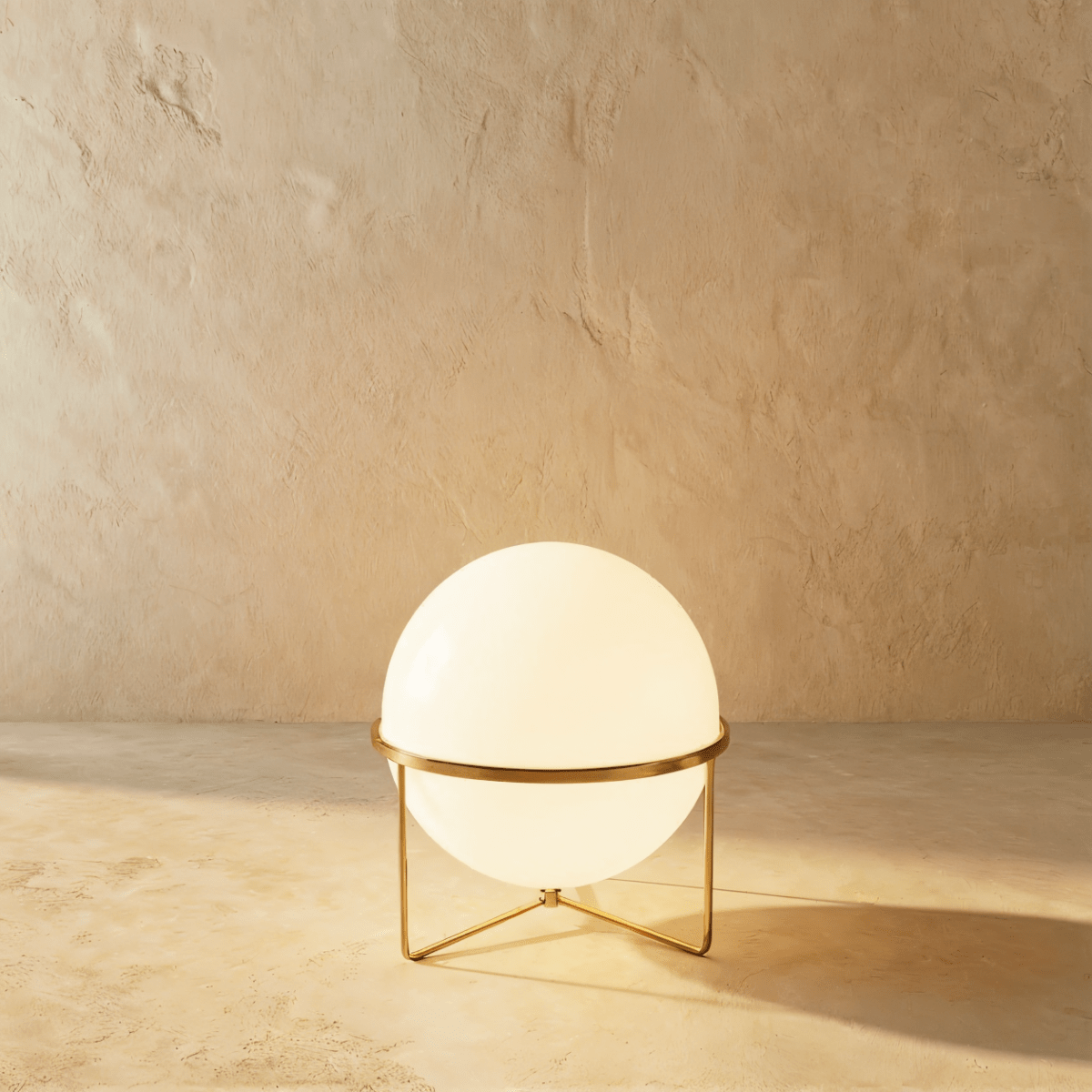 Rasu Minimalistische Stehlampe aus massivem Stahl mit stabilem Fuß | Restfield