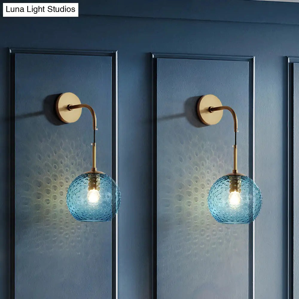 Wandleuchte mit Glaskugel und Messingfinish, Retro-Design, 75 cm hoch, E26-/E27-Fassung, stimmungsvolle Vintage-Beleuchtung | Sansoti