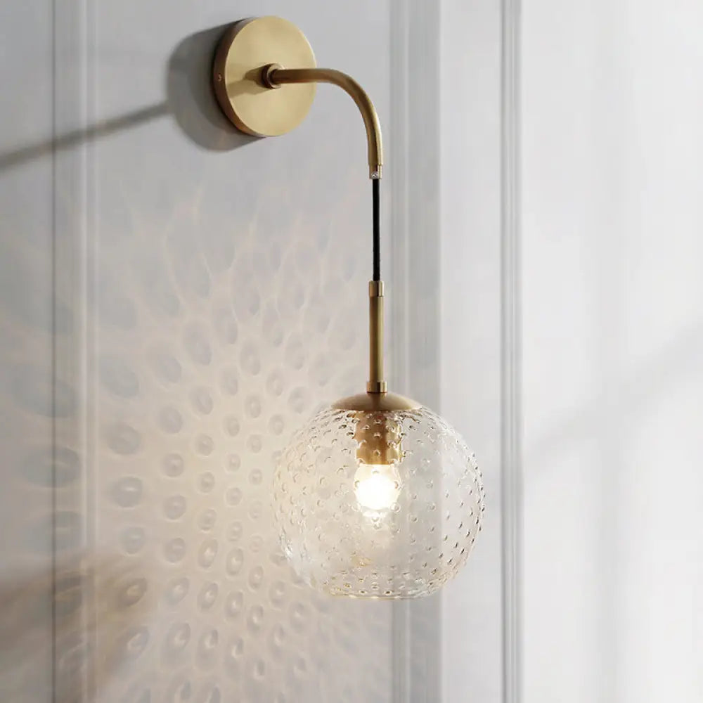 Wandleuchte mit Glaskugel und Messingfinish, Retro-Design, 75 cm hoch, E26-/E27-Fassung, stimmungsvolle Vintage-Beleuchtung | Sansoti