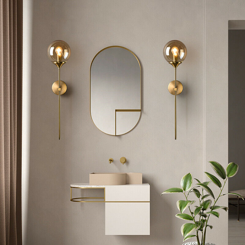 Moderne Wandlamp met Glazen Kap – Chroom of Gouden Afwerking – Scandinavische Stijl | Sansoti