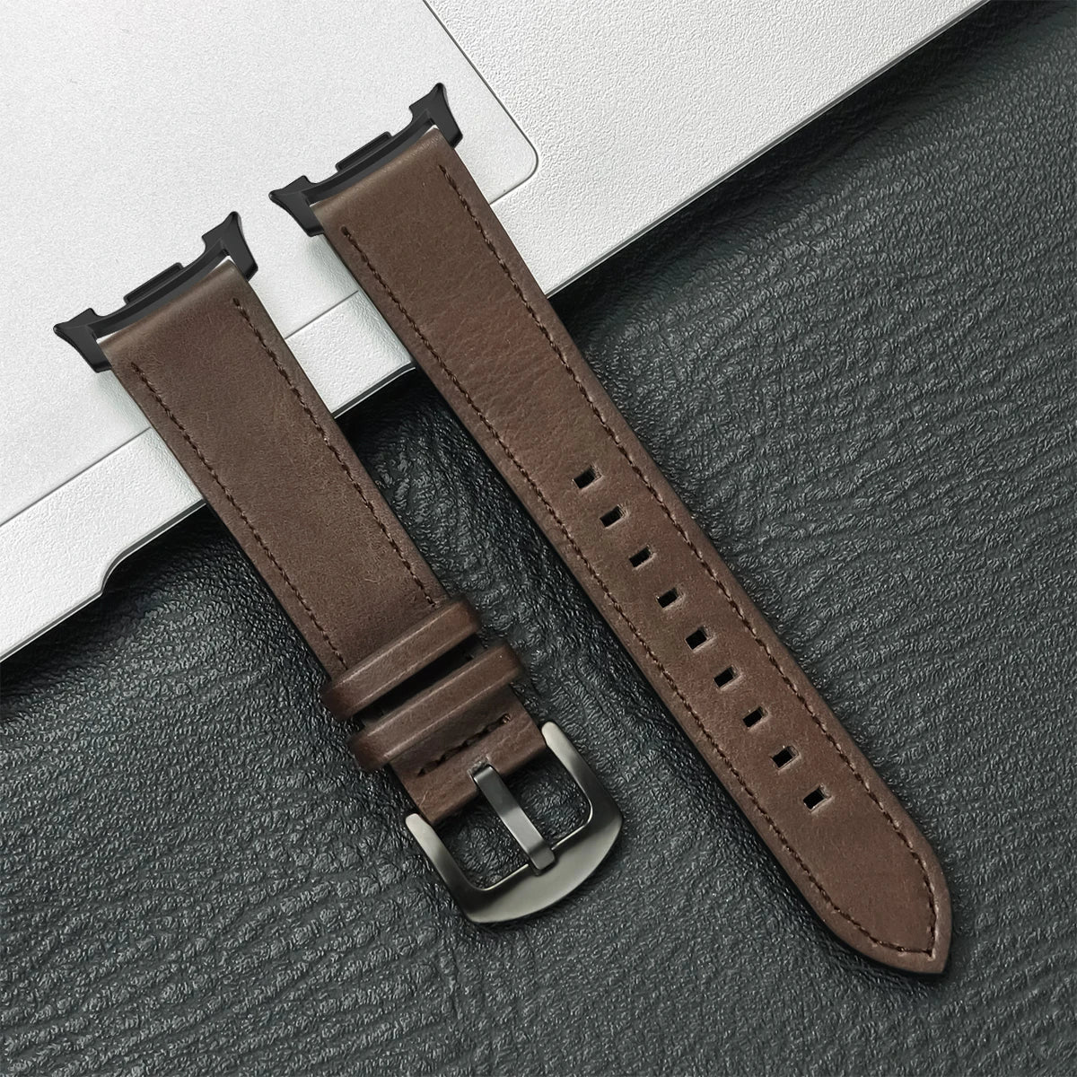 Braunes Lederarmband für Smartwatch mit Metallschnalle Verstellbares Atmungsaktives Armband für den täglichen Gebrauch | Sansoti