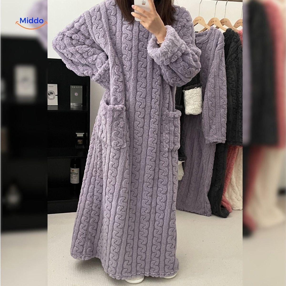 Fleece-Loungewear-Deckenmantel mit langen Ärmeln, Vordertaschen und weichem Polyester, bequeme Winter-Hauskleidung | Sansoti