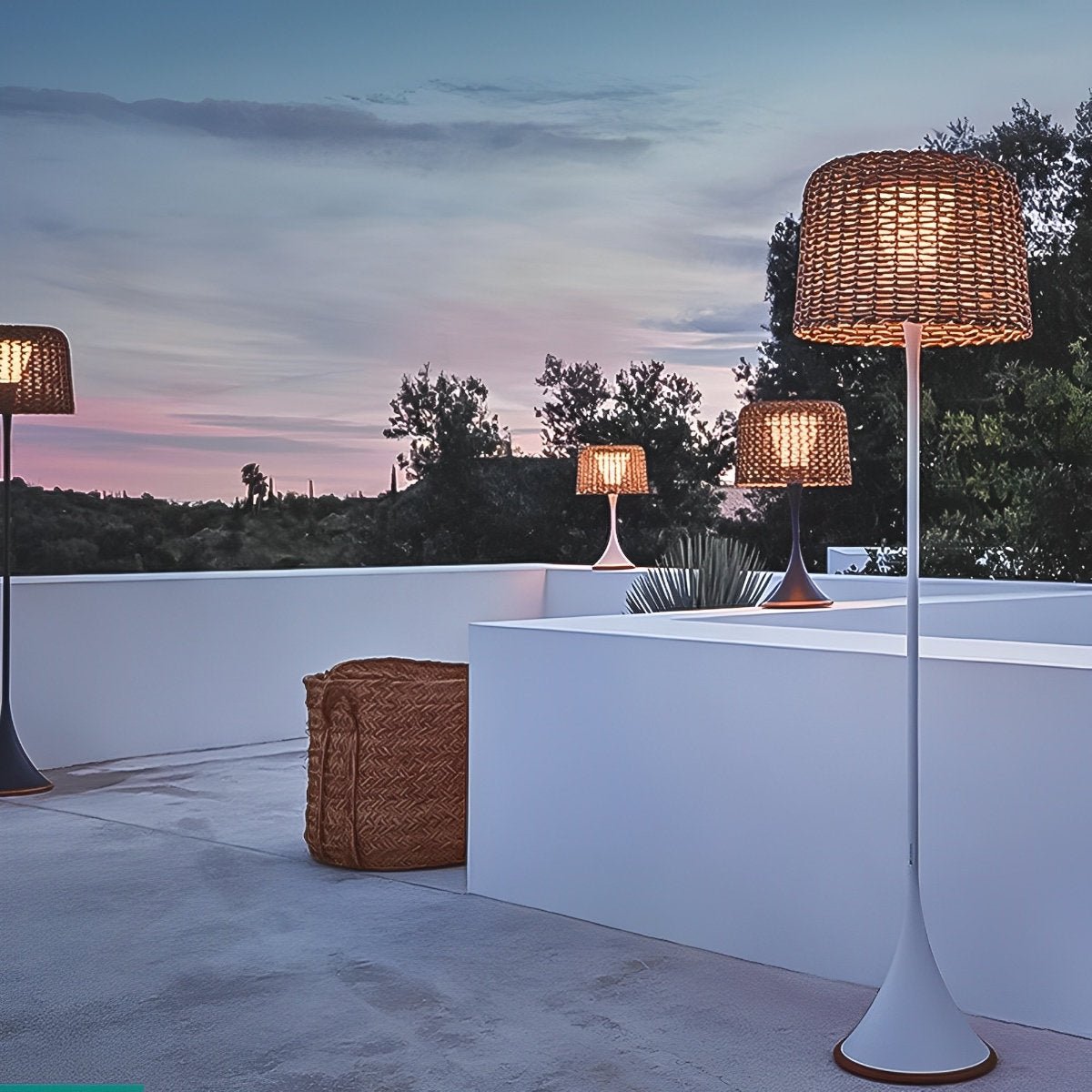 Stehende Außenlampe Geflecht Aluminium Weiß Schwarz Solarenergie IP65 Garten Terrasse Stehlampe Rattan Look Stimmungsbeleuchtung Außen | Restfield