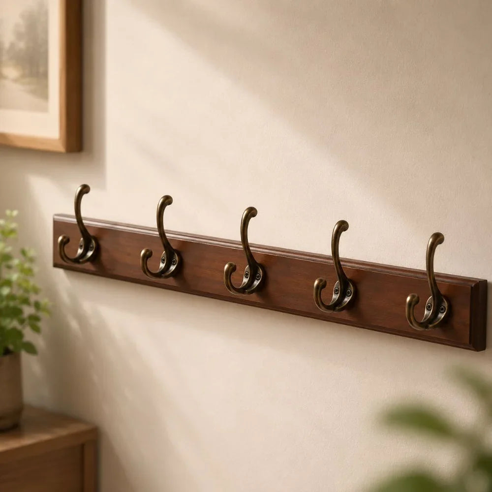 Massive Holz-Garderobenleiste zur Wandmontage mit 3–5 Haken, Flur-Garderobe für Jacken und Taschen, Aufbewahrungssystem im rustikalen Design | Sansoti