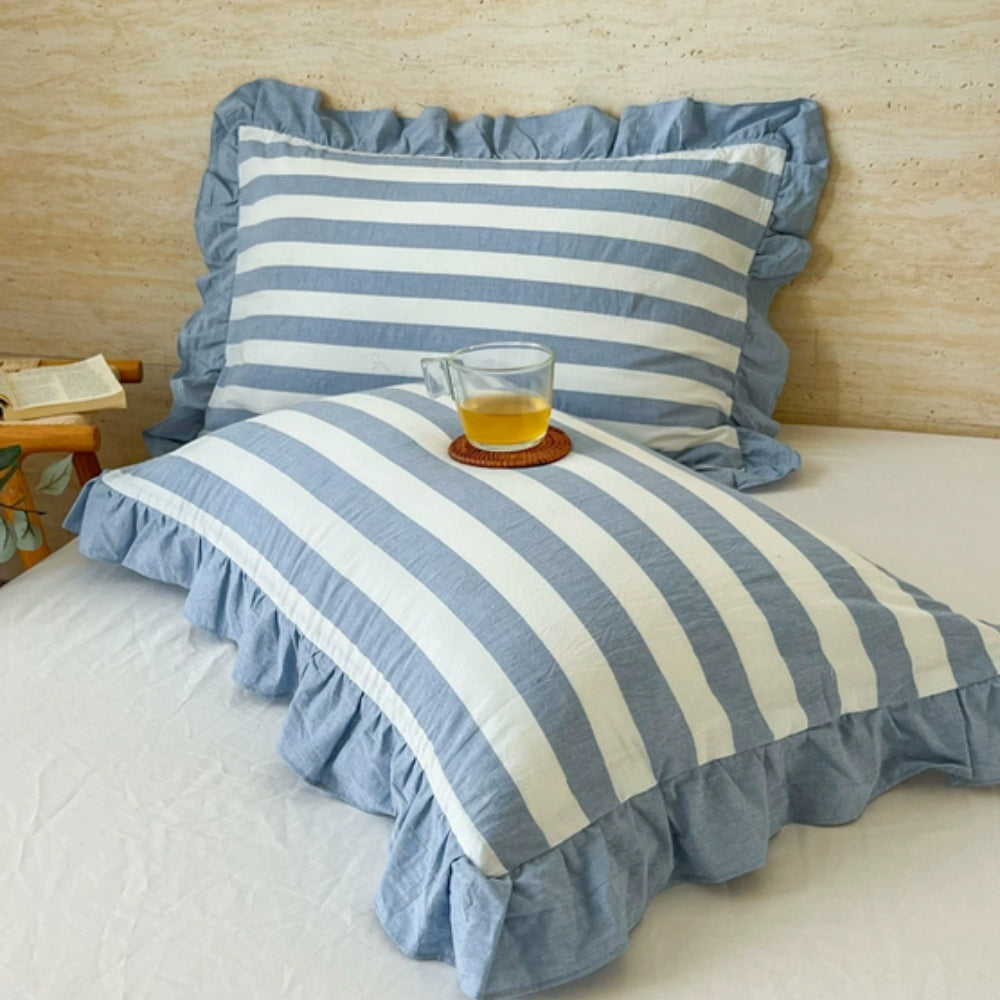 Ruffled Pillowcases with Striped Pattern for Queen-Size Pillows, Romantic Bedroom Bedding Decoration | Sansoti