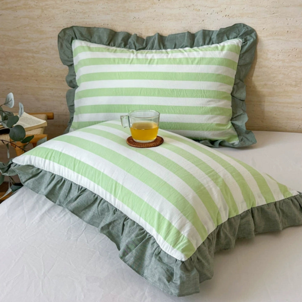 Ruffled Pillowcases with Striped Pattern for Queen-Size Pillows, Romantic Bedroom Bedding Decoration | Sansoti