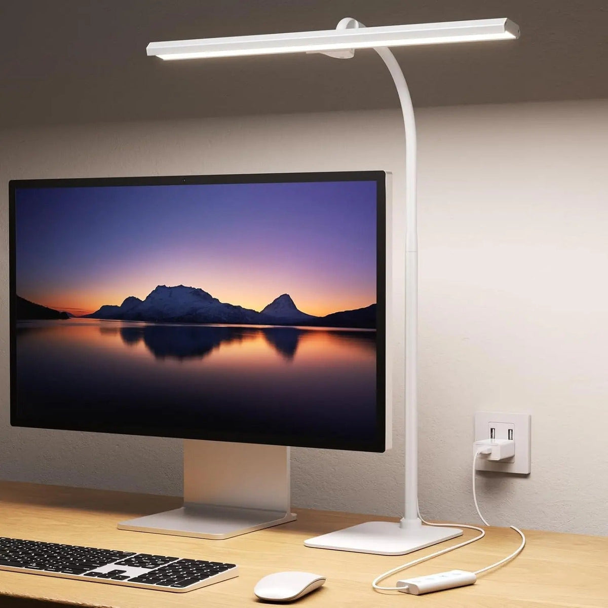 Verstellbare Schreibtischlampe mit Dimmfunktion – Flexible Arm-Tischleuchte für Büro, Arbeitszimmer und Homeoffice | Sansoti