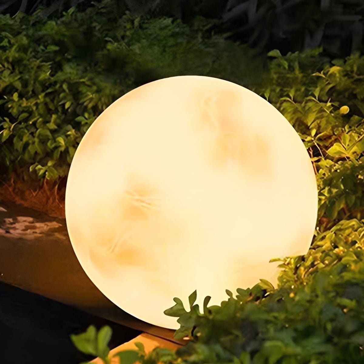 Spherical Solar-Powered Garden Light with Moon Relief, Waterproof IP67, for Garden Paths, Terraces, Lawns, and Driveways | Sansoti