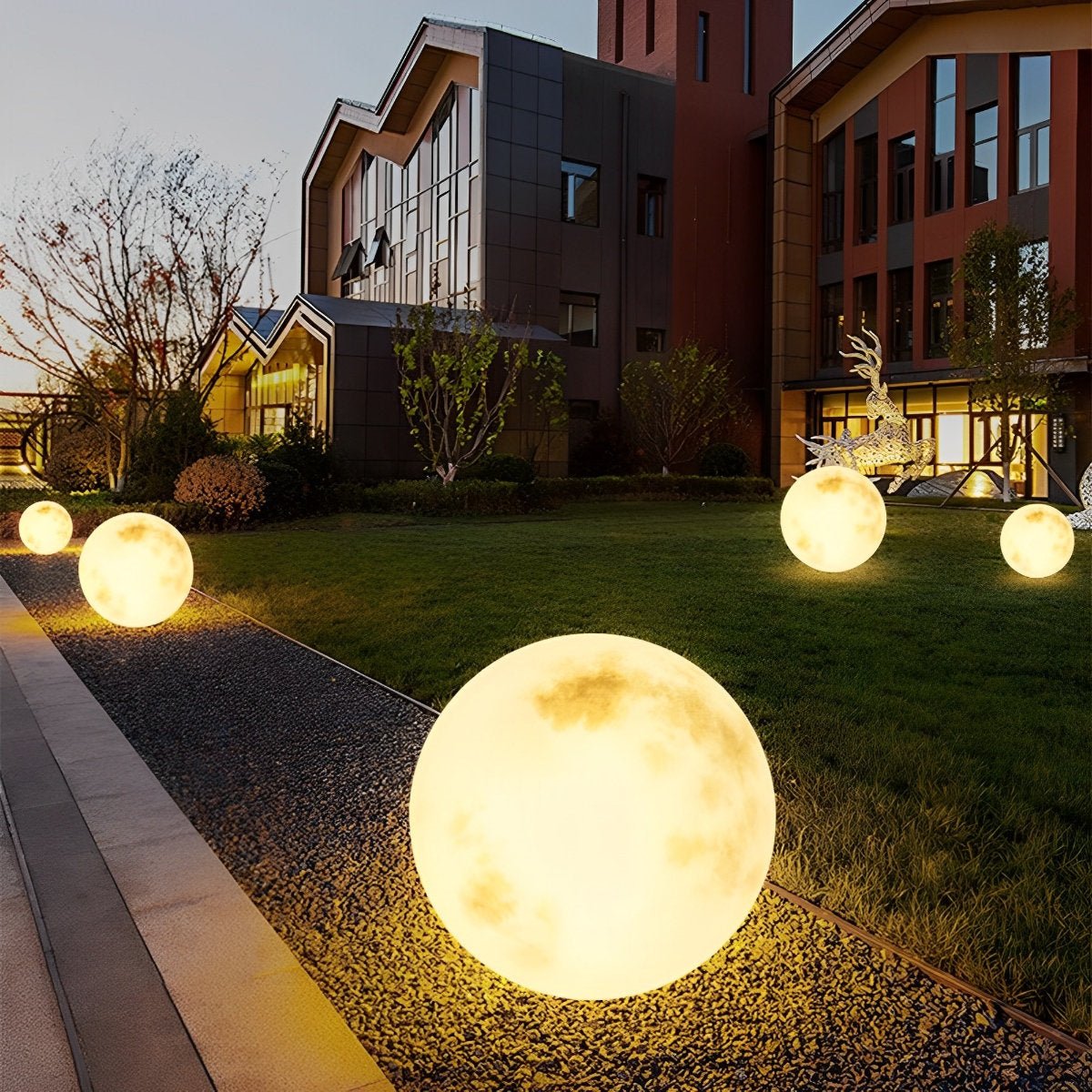 Spherical Solar-Powered Garden Light with Moon Relief, Waterproof IP67, for Garden Paths, Terraces, Lawns, and Driveways | Sansoti