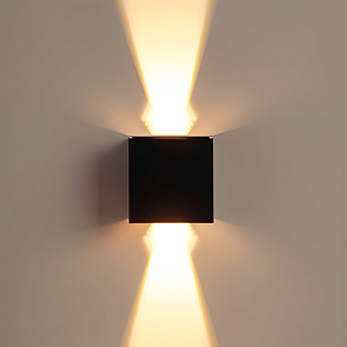 Außen LED Wandleuchte Kubus Aluminium Schwarz 12W IP65 Auf- und Abwärtsbeleuchtung Fassade Aufbau Gartenbeleuchtung Außenwandleuchte Modern Minimalistisch | Restfield