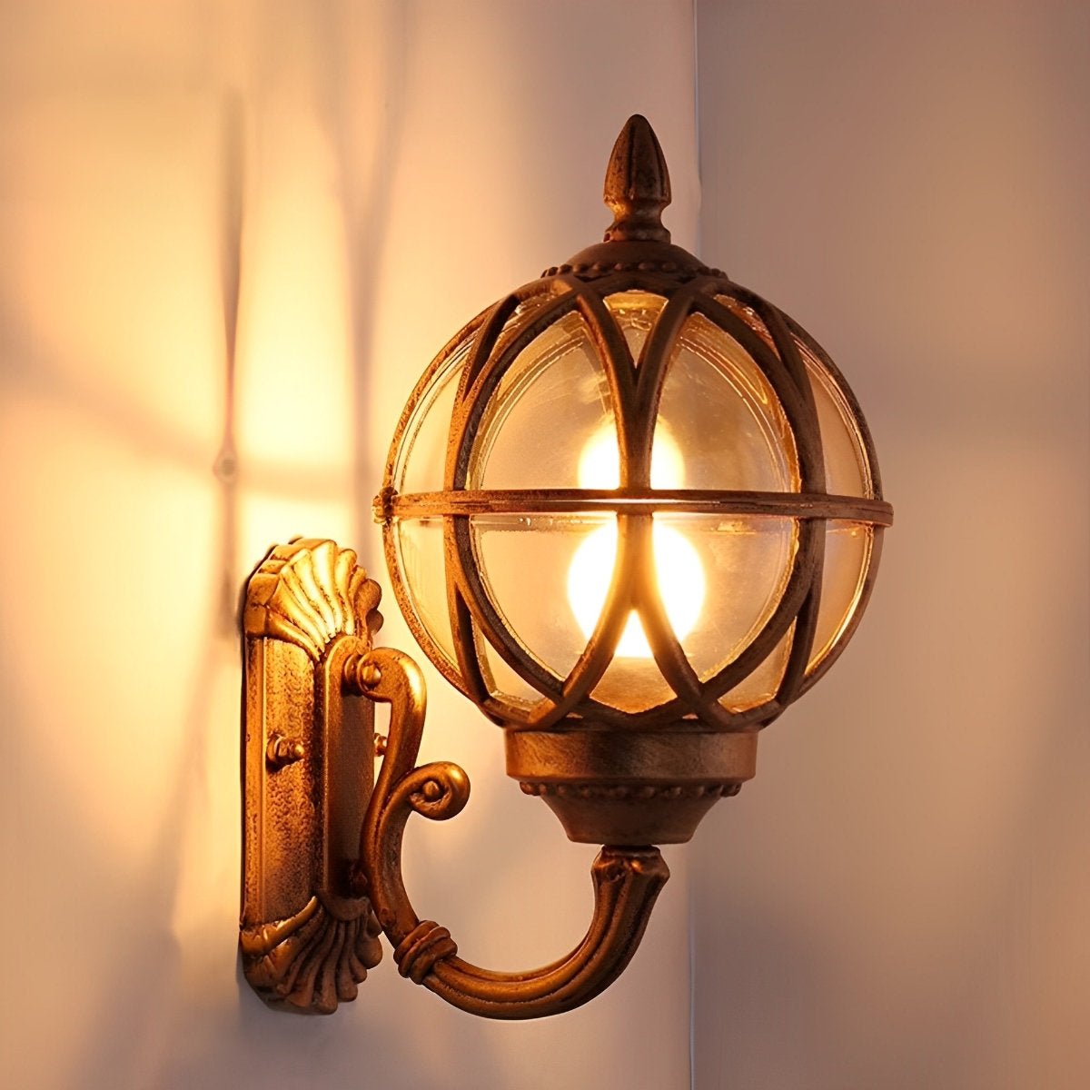 Vintage'owa lampa zewnętrzna, odporne na warunki atmosferyczne aluminium, kinkiet-latarnia E27, nostalgiczne oświetlenie, ogród, wejście, balkon, taras | Sansoti