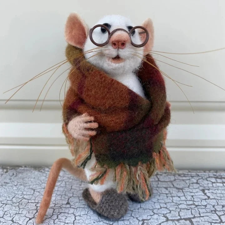 Handmade Felt Mouse Decorative Figurine - Wool & Leather - 7,6 cm - Cute Ornament for Seasonal Décor | Sansoti