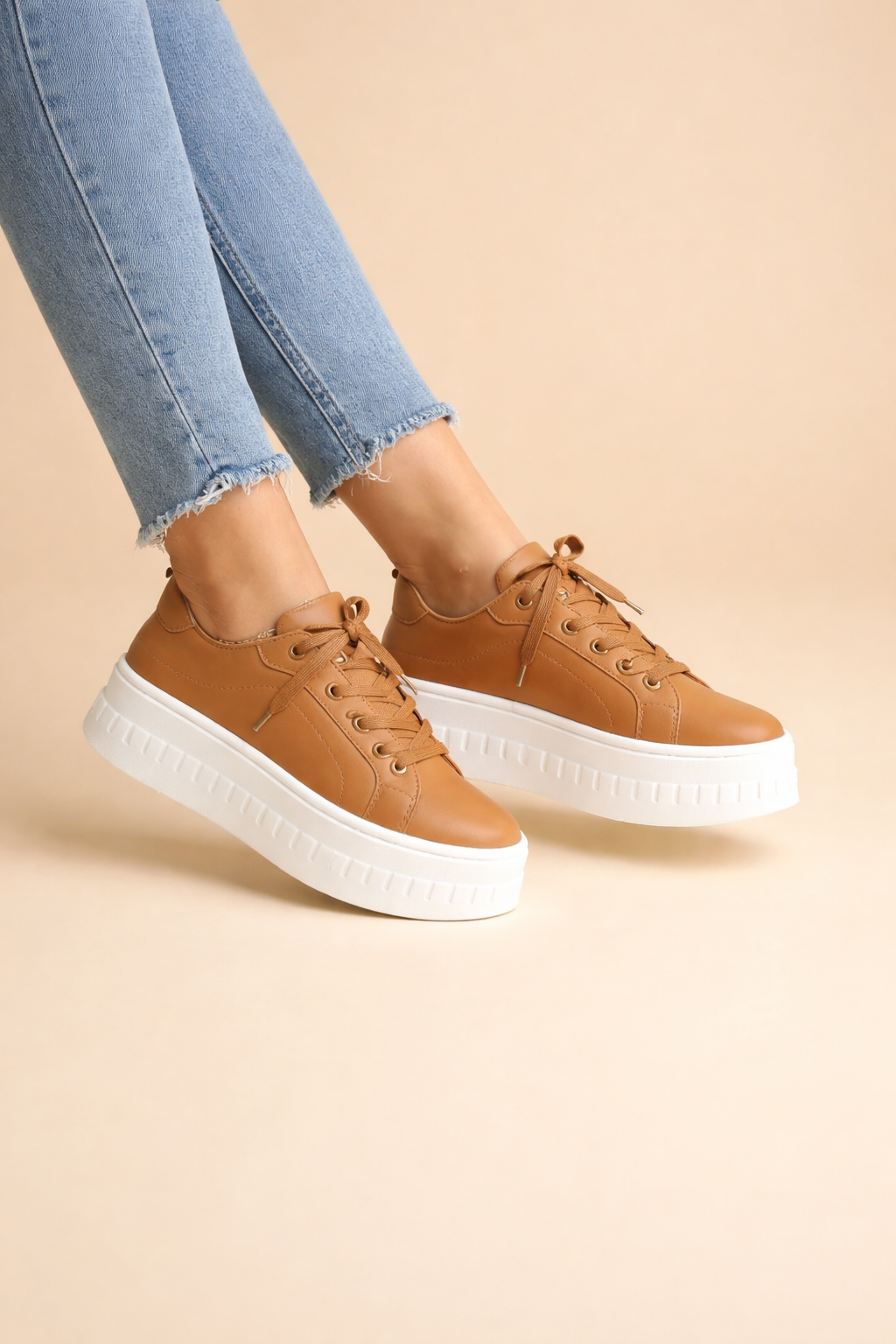 Damen-Plateau-Sneaker mit erhöhter Sohle - lässige, sportliche Schuhe für täglichen Komfort und Stil | Sansoti
