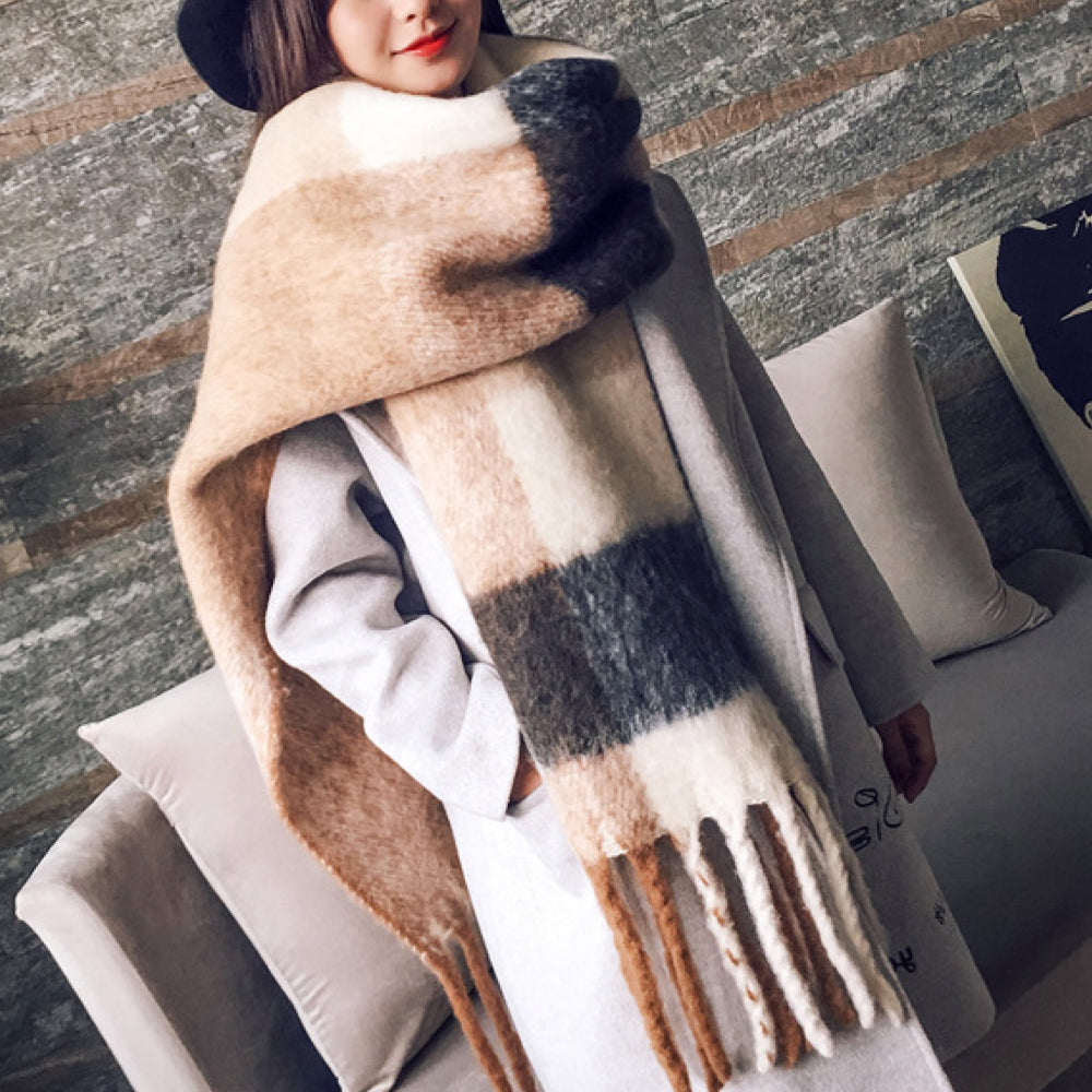 Soft Wool Wrap with Plaid Print and Fringes for Warmth Style and Comfort in Autumn and Winter | Sansoti