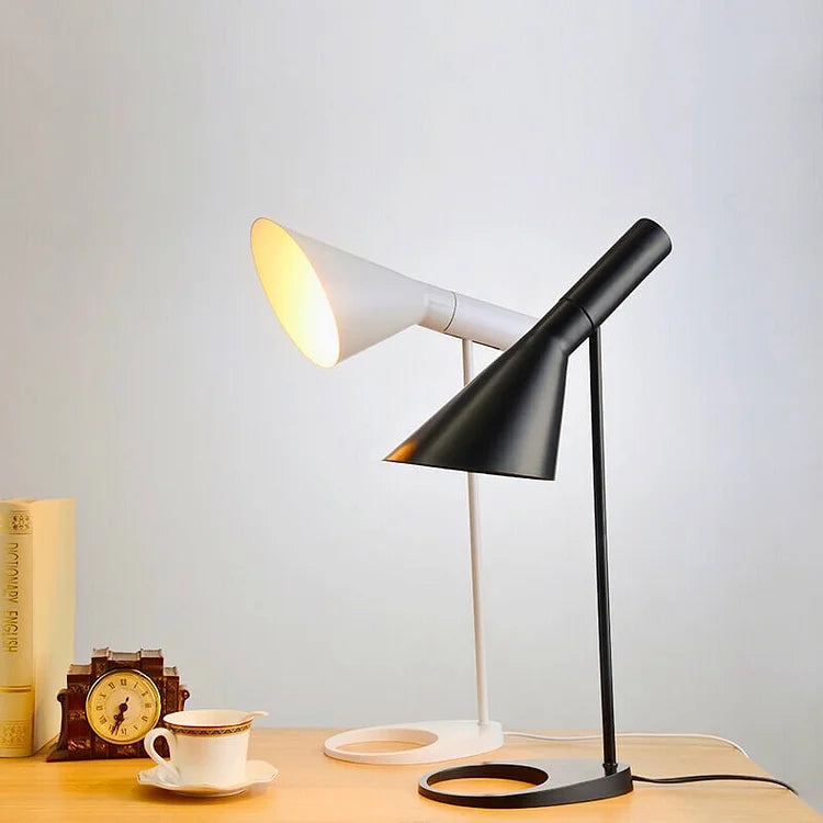 Modern LED Table Lighting with Sleek Design - Minimalist Style - Energy Efficient - Warm White 2700K - Dimmable Desk Lamp - Sansoti