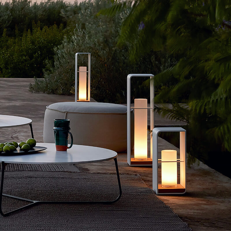 LED Gartenlampe für Außen – quadratische moderne Außenleuchte mit warmem Licht | Restfield