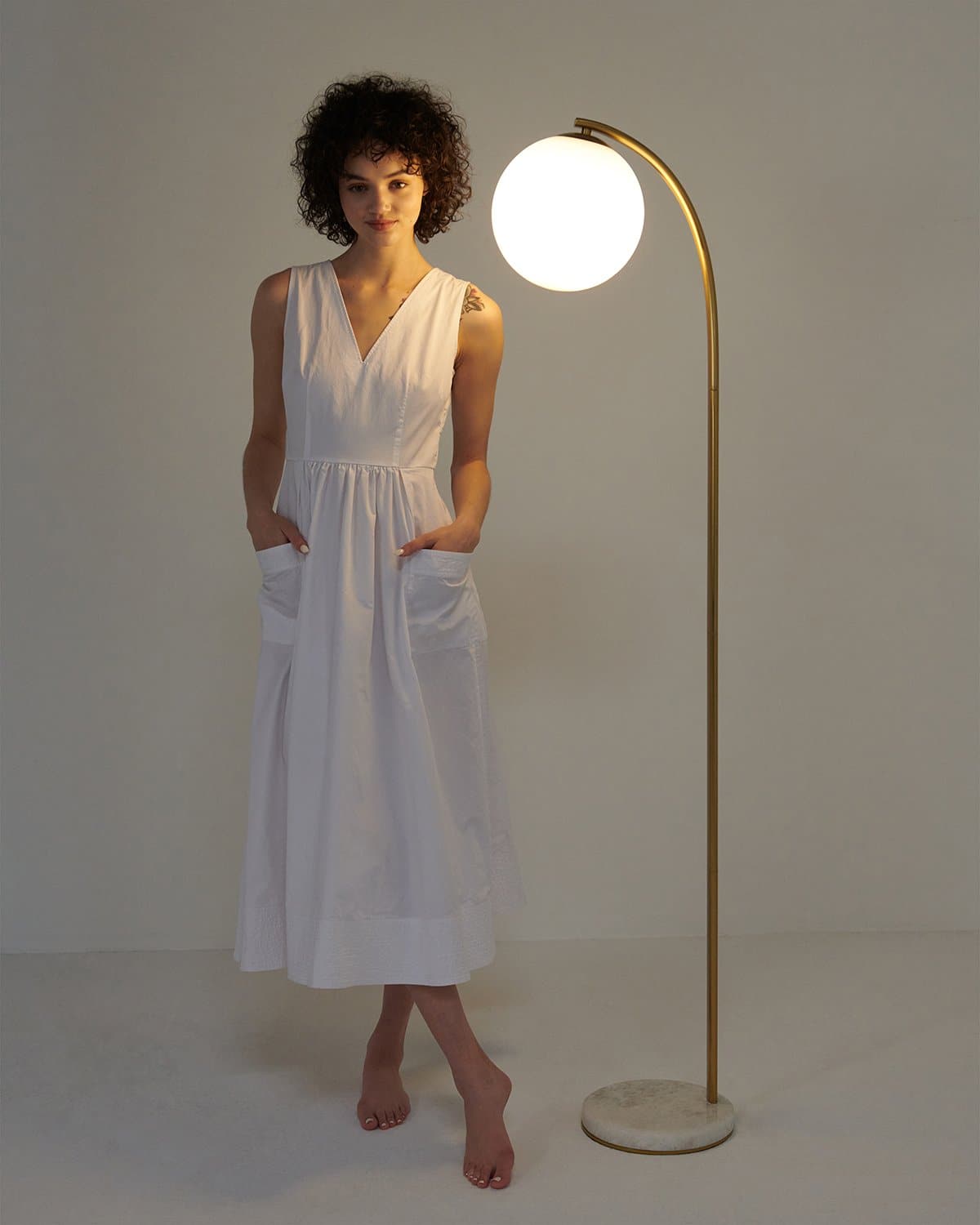 Stehleuchte Marmorfuß Messing Glaskugel LED 168cm Standleuchte Wohnzimmer Modern