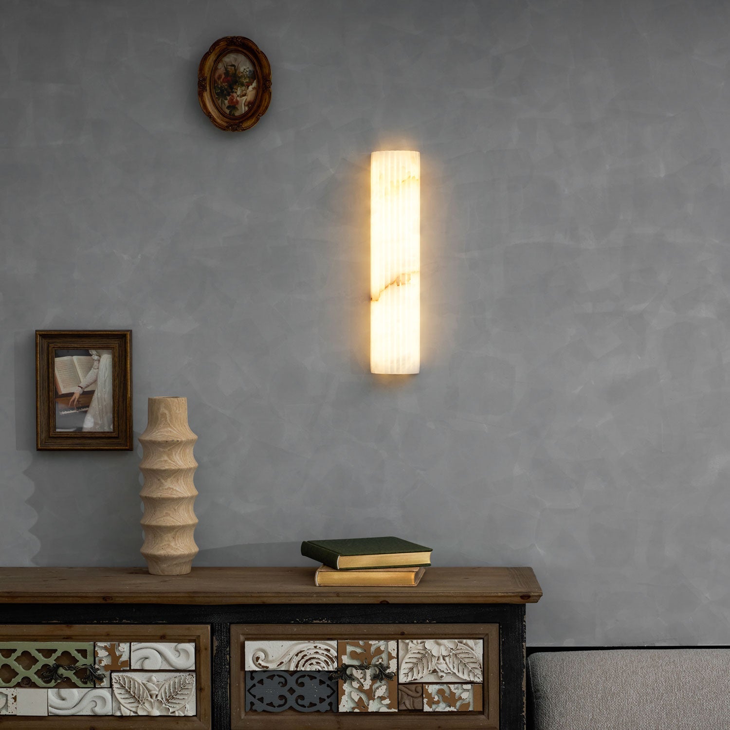 Alabaster Wandlamp Natuursteen – Geribbeld Design – Warm Licht – Scandinavische Stijl | Sansoti