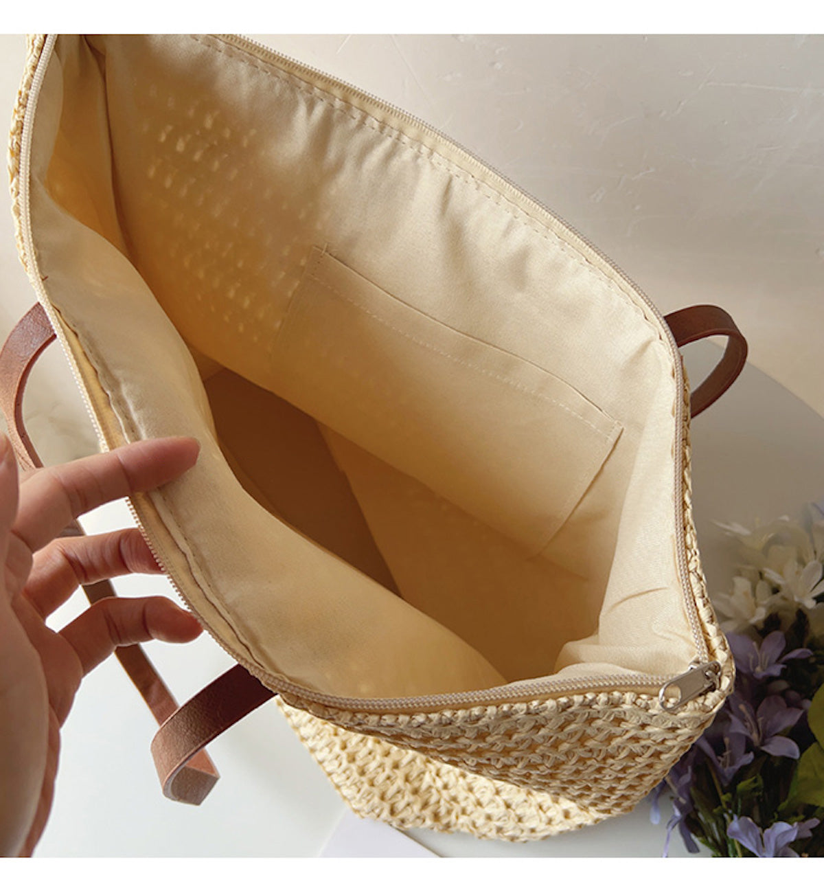 Gevlochten Rieten Mandje met Lederen Hengsels – Natuurlijke Handtas voor Markt en Stad – Scandinavisch Design | Sansoti